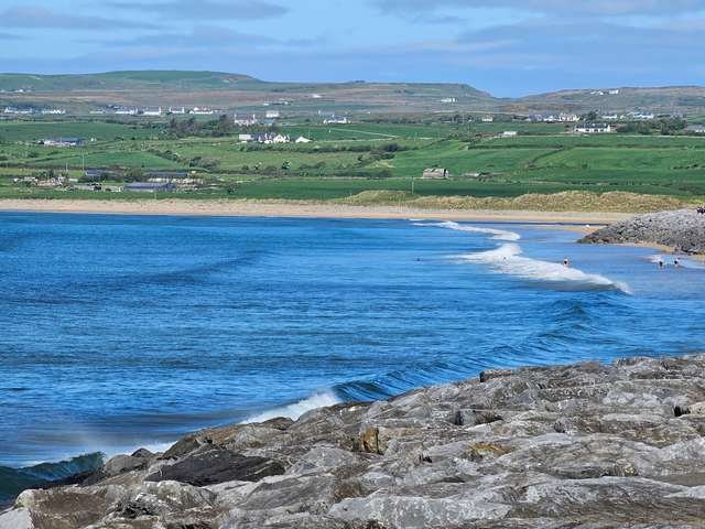2 foot swell along the main beach but the tide is too high for any surfers